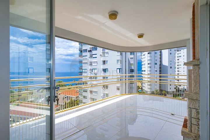 A 3+1 apartment in the Shirinyali - Antalya neighborhood