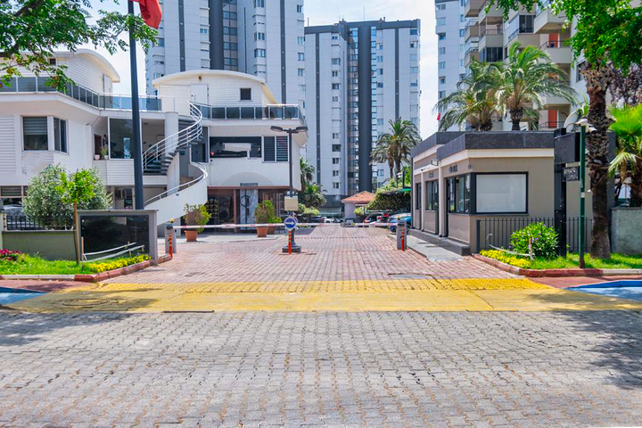 A 3+1 apartment in the Shirinyali - Antalya neighborhood