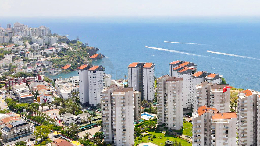 A 3+1 apartment in the Shirinyali - Antalya neighborhood