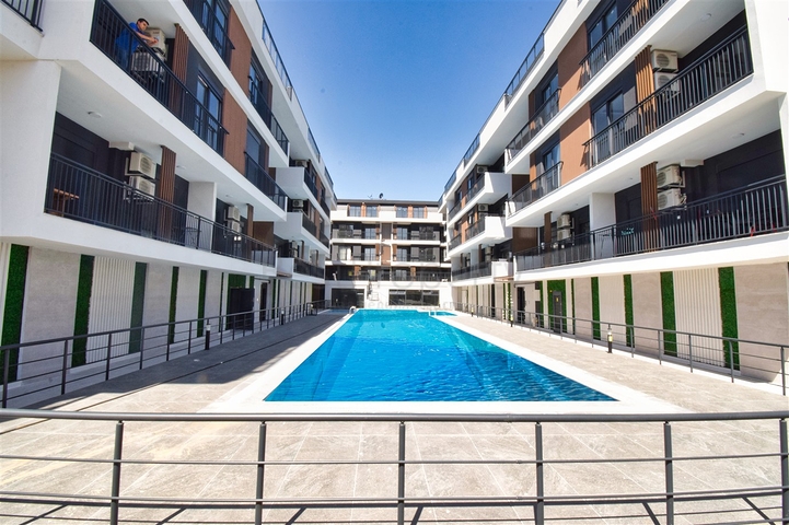 1+1 apartment in Sarysu - Antalya neighborhood 