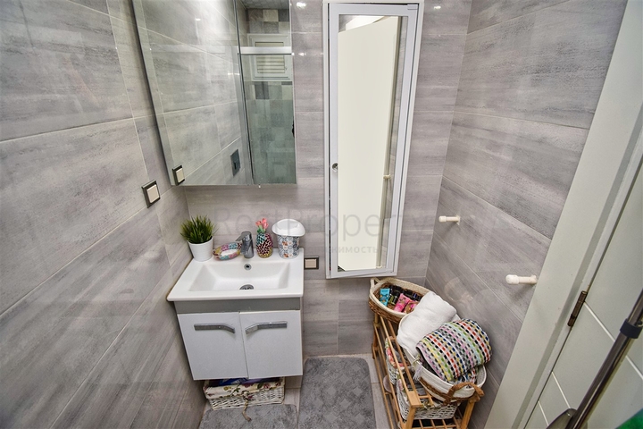 A 2+1 apartment in the Guvenlik - Antalya neighborhood