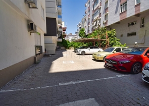 A 2+1 apartment in the Guvenlik - Antalya neighborhood