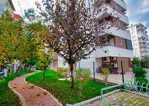 A 2+1 apartment in the Guzeloba - Antalya neighborhood 