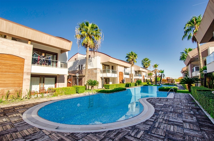 5+2 villa in Sarysu - Antalya neighborhood