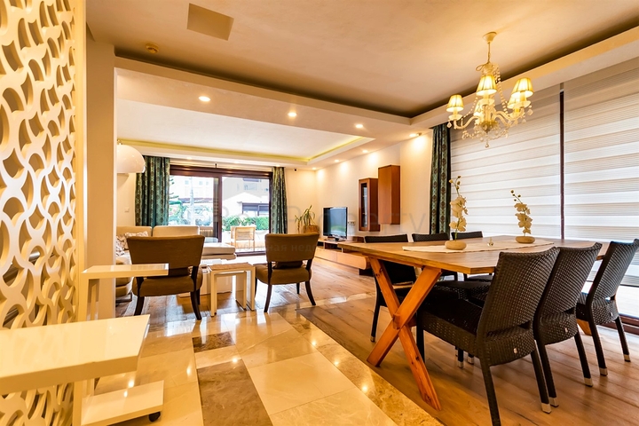 5+2 villa in Sarysu - Antalya neighborhood