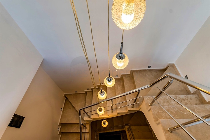 5+2 villa in Sarysu - Antalya neighborhood