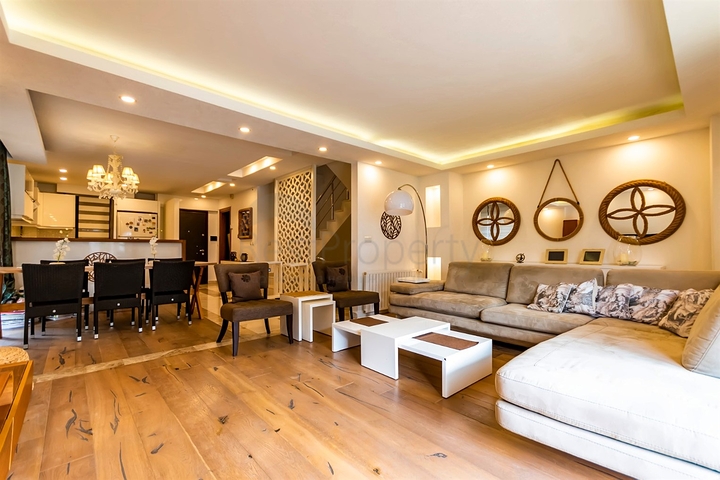 5+2 villa in Sarysu - Antalya neighborhood