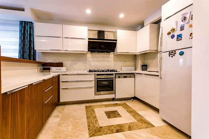 5+2 villa in Sarysu - Antalya neighborhood