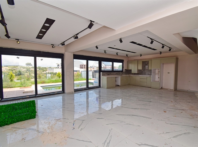 3+1 villa in the residential area of Kemeragzy - Antalya