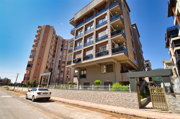 2+1 apartment in Sarysu - Antalya neighborhood 