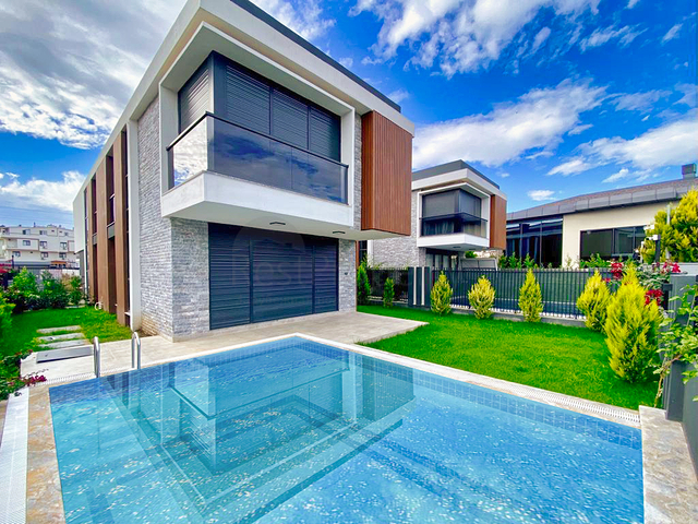5+1 villa in Ermenek Antalya neighborhood