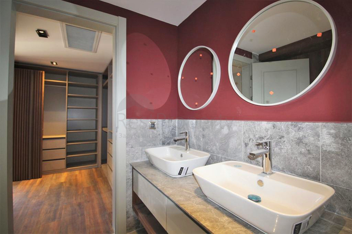 A 6+1 villa in the Guzeloba - Antalya neighborhood