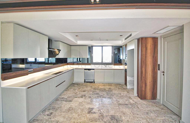 A 6+1 villa in the Guzeloba - Antalya neighborhood