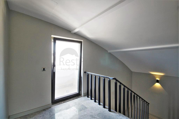 A 6+1 villa in the Guzeloba - Antalya neighborhood