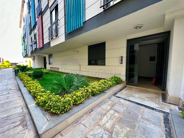 1+1 apartment in Ermenek Antalya neighborhood 