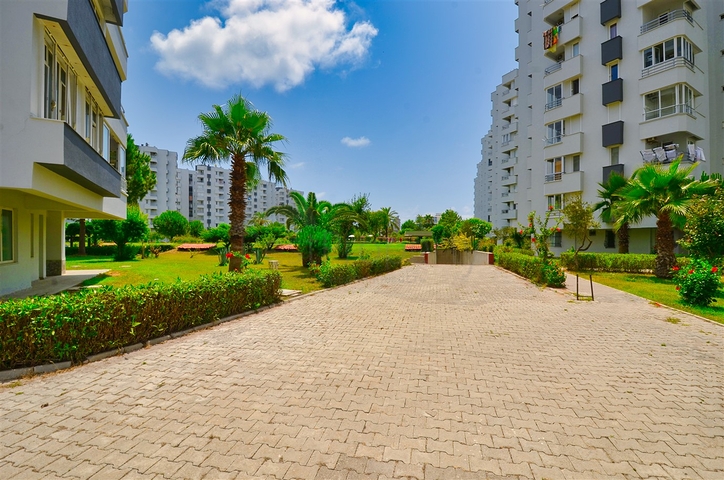 3+1 apartment in the residential area of Kemeragzy - Antalya 