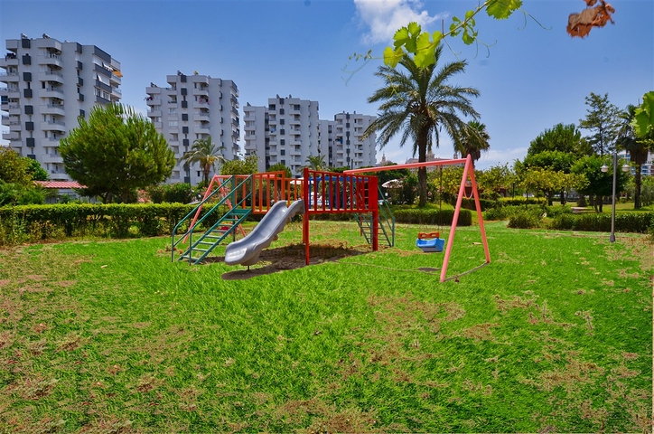 3+1 apartment in the residential area of Kemeragzy - Antalya 