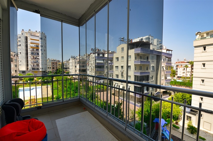 3+1 apartment in Caglayan - Antalya neighborhood 