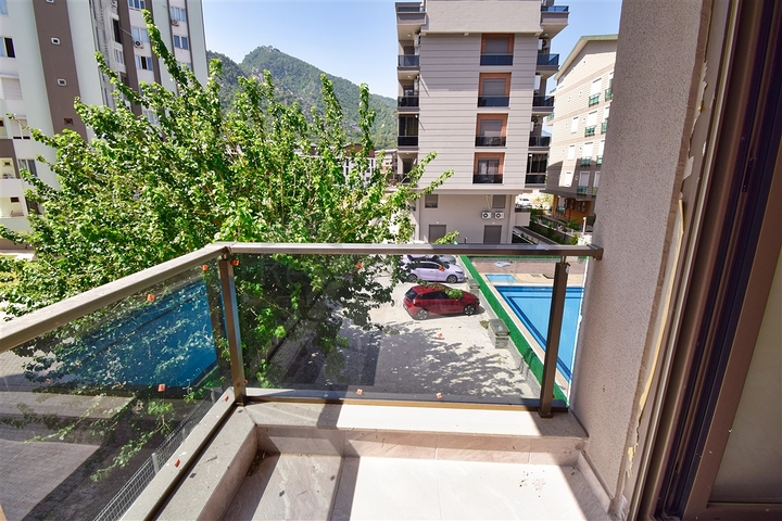 1+1 apartment in Sarysu - Antalya neighborhood 