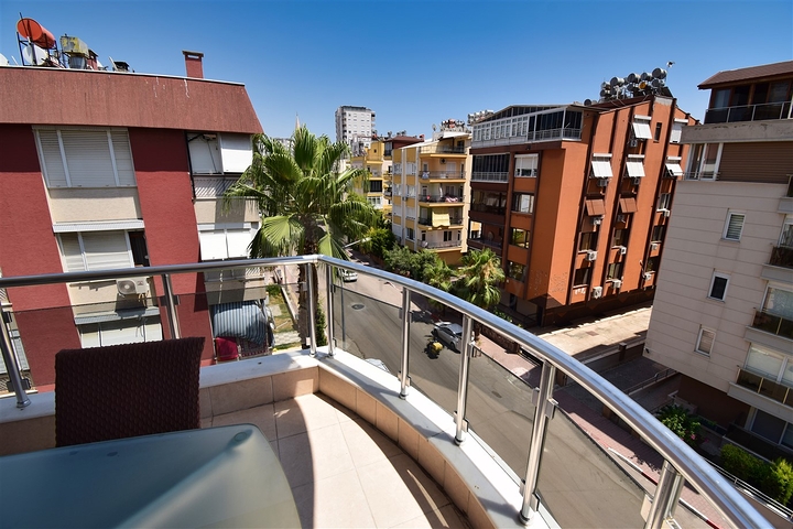 6+2 duplex apartment in Antalya city center 