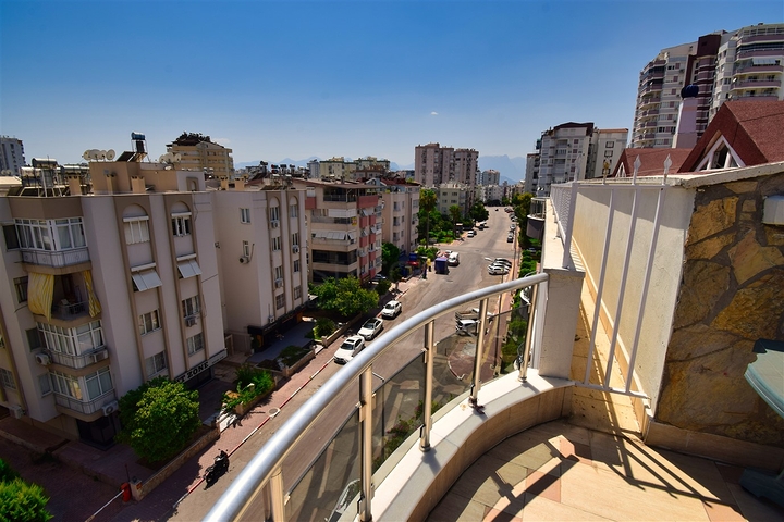6+2 duplex apartment in Antalya city center 