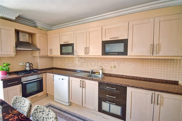 6+2 duplex apartment in Antalya city center 