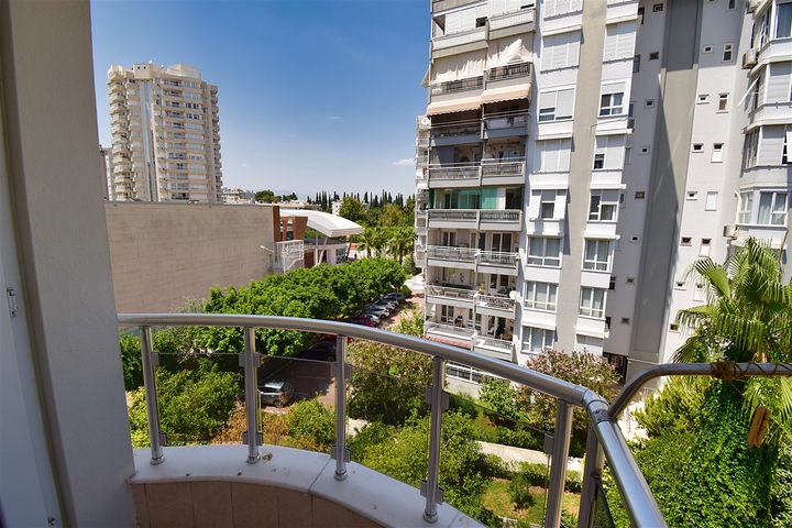 6+2 duplex apartment in Antalya city center 