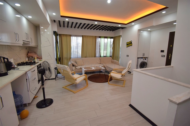 A 3+1 apartment in the Kyzylaryk - Antalya microdistrict 