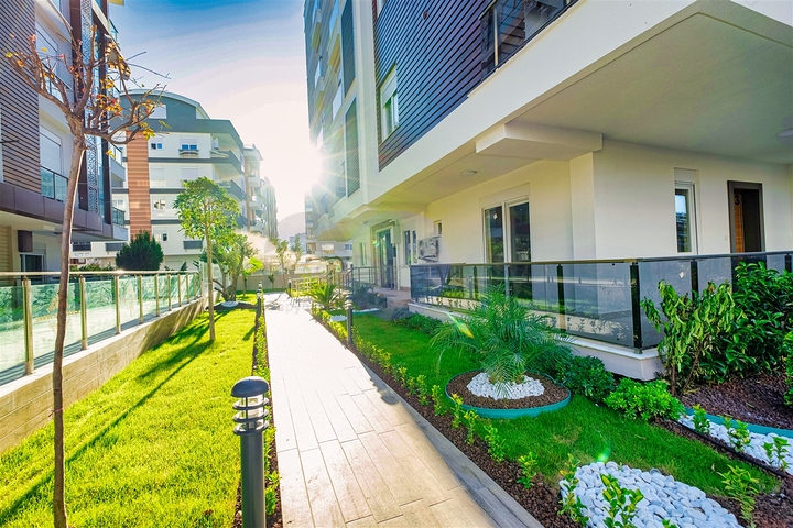 A 2+1 apartment in the Persimmon - Antalya neighborhood 