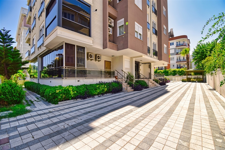 A 2+1 apartment in the Persimmon - Antalya neighborhood 