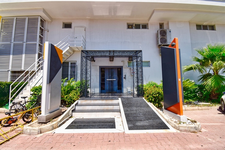 A 2+1 apartment in the Liman - Antalya neighborhood 