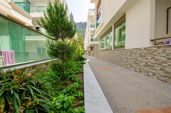 1+1 apartment in Sarysu -Antalya neighborhood 