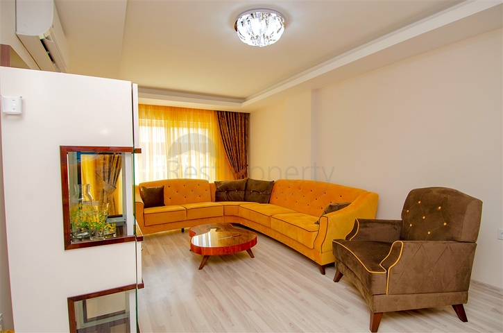 1+1 apartment in Sarysu -Antalya neighborhood 