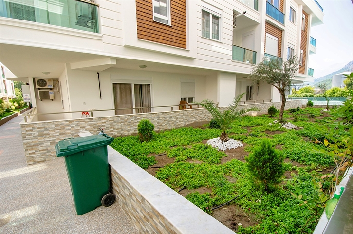 1+1 apartment in Sarysu -Antalya neighborhood 