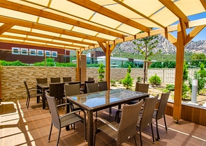 1+1 apartment in Sarysu -Antalya neighborhood 