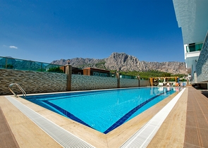 1+1 apartment in Sarysu -Antalya neighborhood 