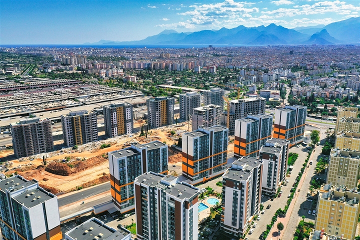 1+1 apartment in Kepez - Antalya area 