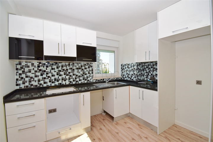 1+1 apartment in the residential area of Kushkavagi - Antalya 