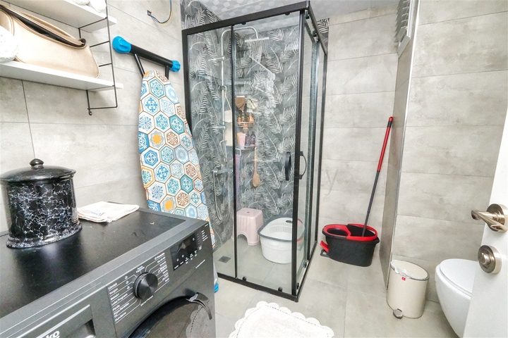 A 2+1 apartment in the Kyzylaryk - Antalya neighborhood 