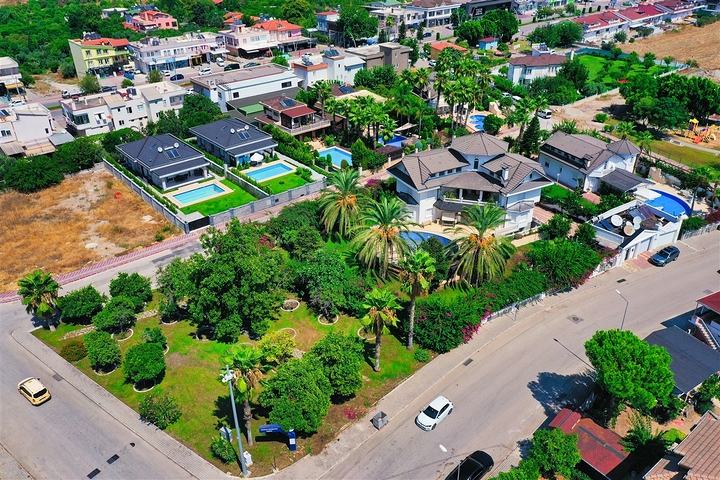 7+1 villa in Kemer - Antalya area 