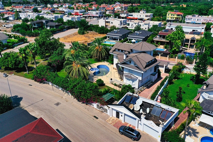 7+1 villa in Kemer - Antalya area 