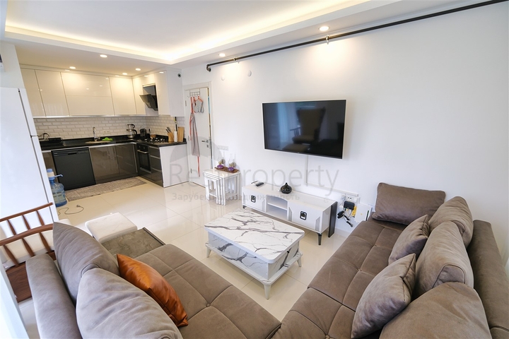 A 2+1 apartment in Ermenek Antalya neighborhood 