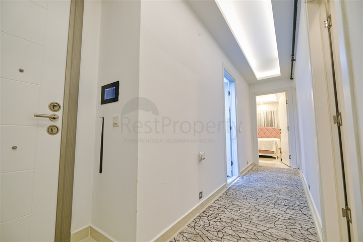 A 2+1 apartment in Ermenek Antalya neighborhood 