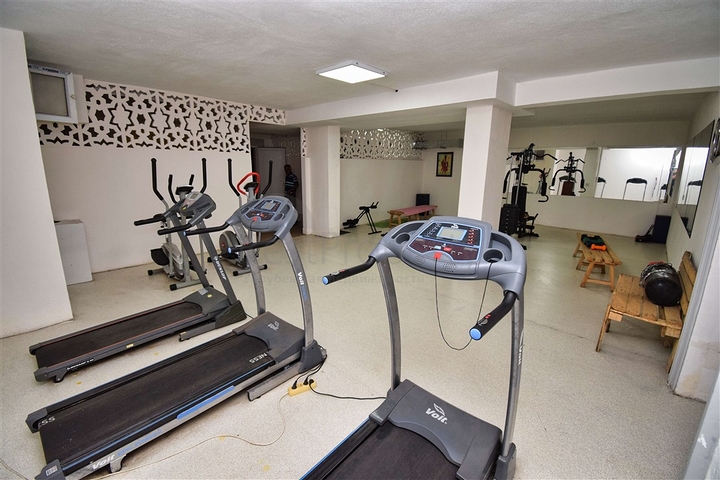 A 2+1 apartment in Ermenek Antalya neighborhood 