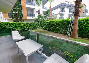 A 2+1 apartment in Ermenek Antalya neighborhood 