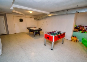 A 2+1 apartment in Ermenek Antalya neighborhood 