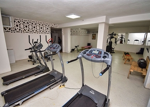 A 2+1 apartment in Ermenek Antalya neighborhood 