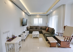 A 2+1 apartment in Ermenek Antalya neighborhood 