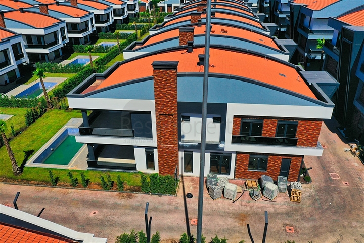 Premium class Villas in Doshemealti Antalya 