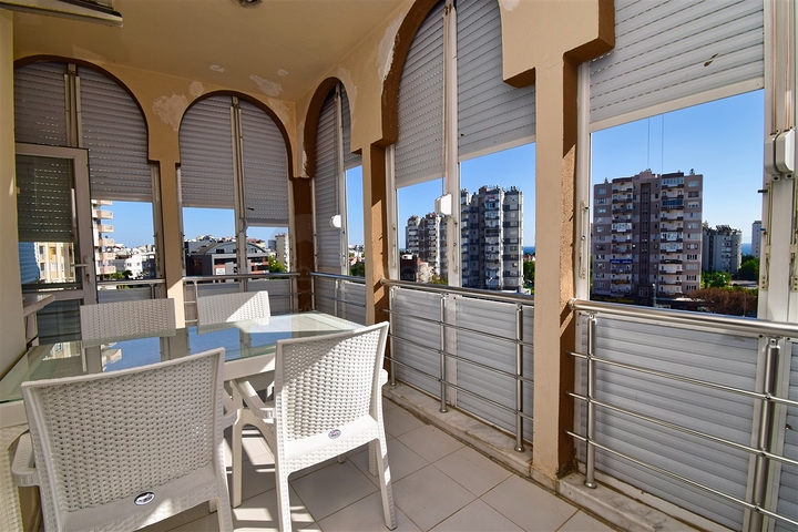 3+1 apartment in the Fener Antalya neighborhood 